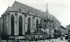 De Stad Vertelt in Academiehuis de Grote Kerk Zwolle, (foto: Grote Kerk in 1954)
